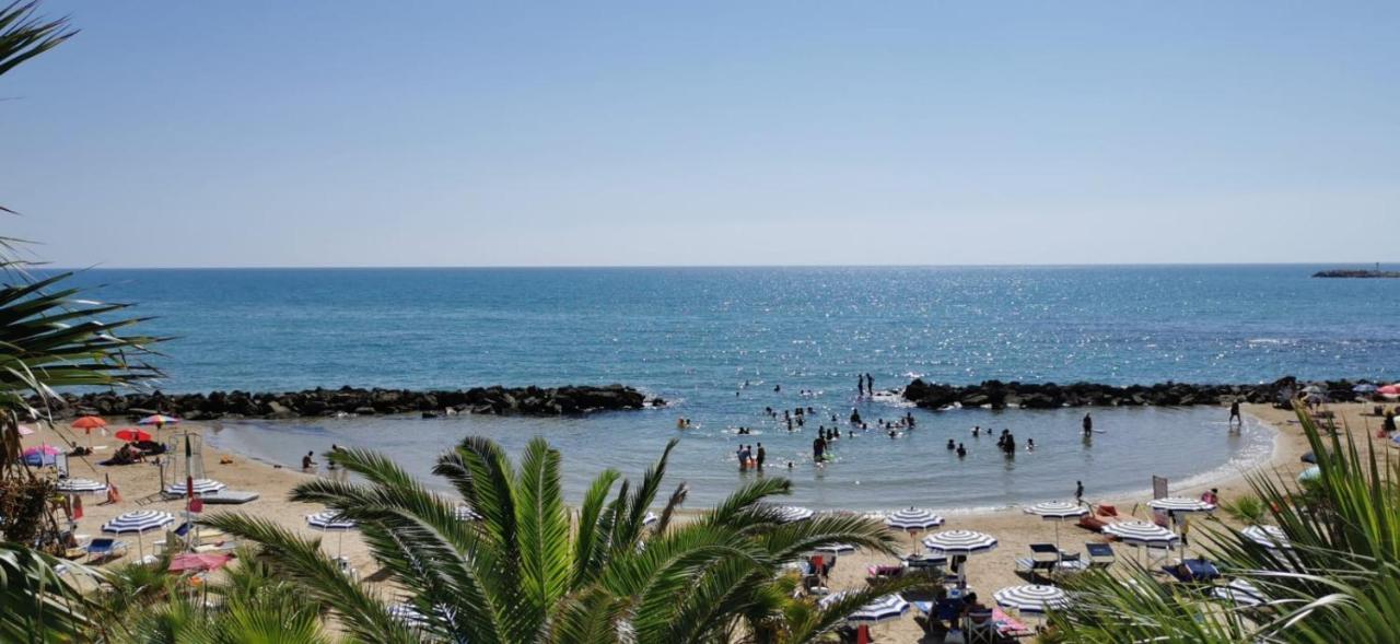 Hotel Sul Mare Al Gabbiano Scoglitti Εξωτερικό φωτογραφία
