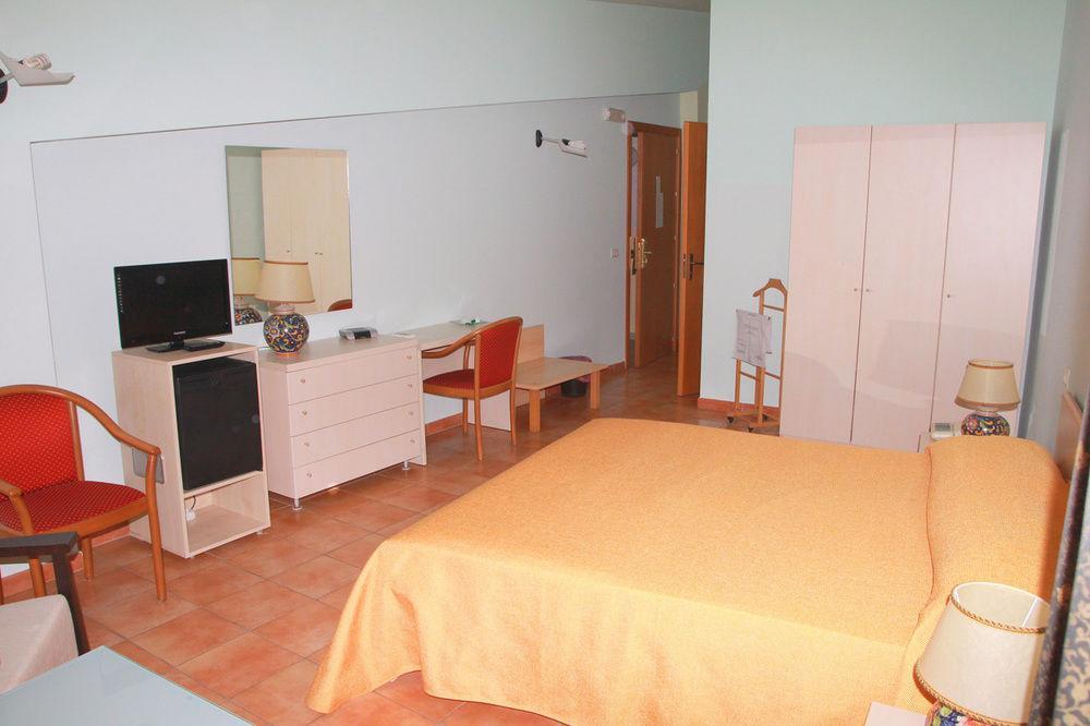 Hotel Sul Mare Al Gabbiano Scoglitti Εξωτερικό φωτογραφία