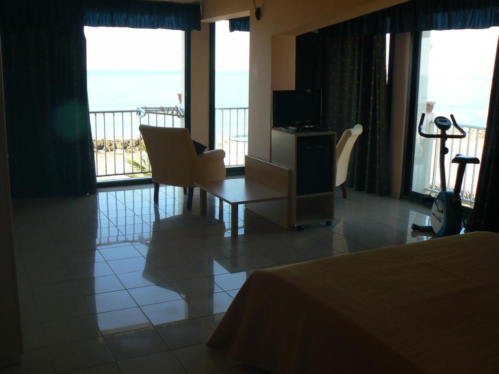Hotel Sul Mare Al Gabbiano Scoglitti Εξωτερικό φωτογραφία